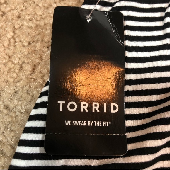 Torrid K Strip Ruffle Tank Top Size 0 - Picture 10 of 13